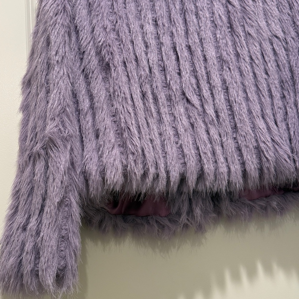ShopEvelynne Lavender Faux Fur Jacket - Picture 6 of 8